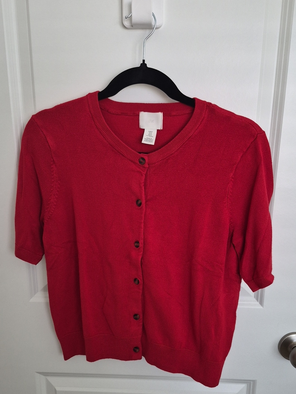 Women H&M Short-Sleeve Button Cardigan in Red